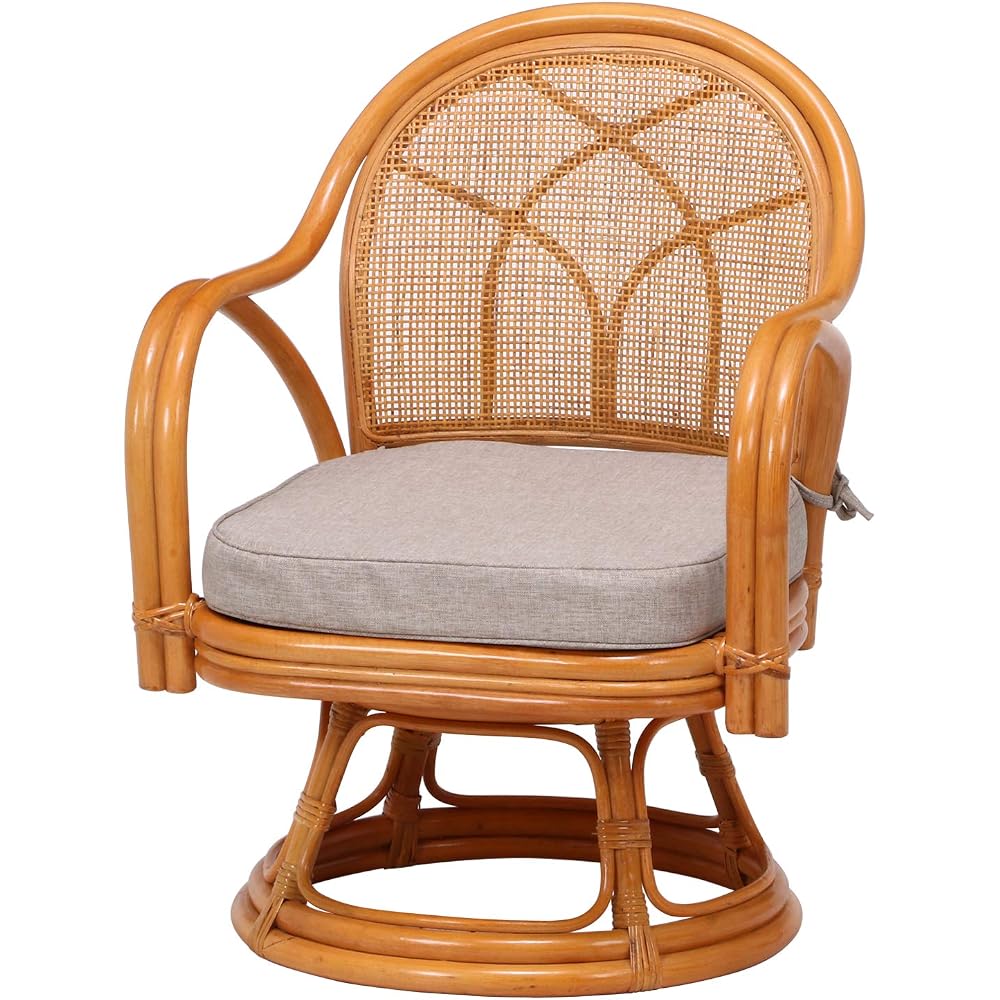 Fuji Boeki Rotating Seat Rattan
